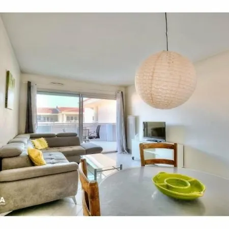 Piscine, Terrasse, Parking, Proche & Commerces - - Fr-1-252-169 Antibes