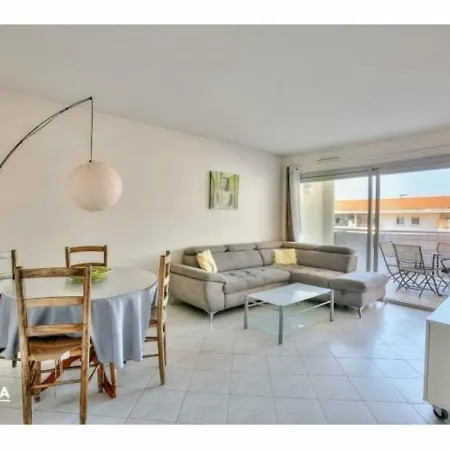 Piscine, Terrasse, Parking, Proche & Commerces - - Fr-1-252-169 * Antibes
